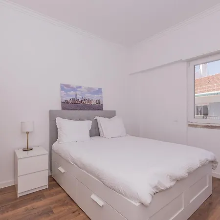 T2 Furnished In Central Lisbon, Portugal * Lissabon