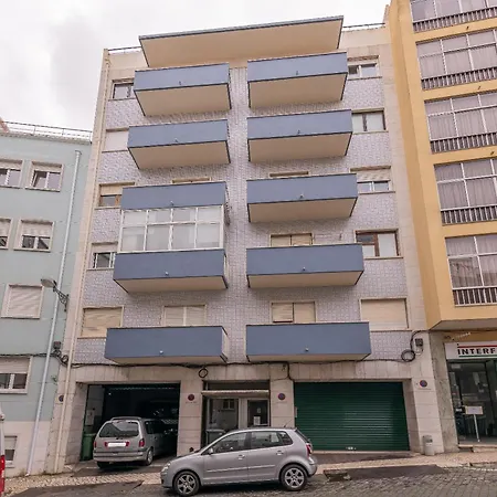 T2 Furnished In Central Lisbon, Portugal * Lissabon